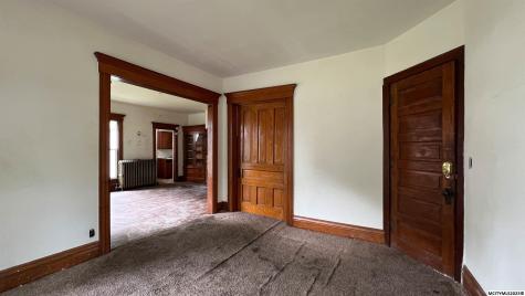 102 S Connecticut Mason City IA 50401