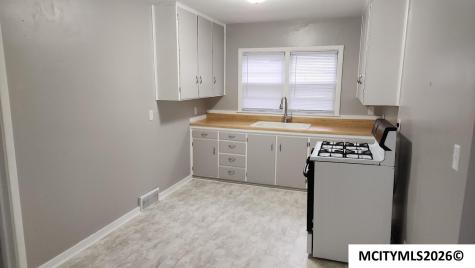 210 4th NE Mason City IA 50401