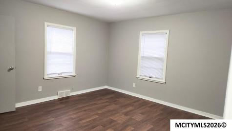 210 4th NE Mason City IA 50401