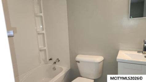 210 4th NE Mason City IA 50401