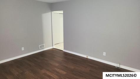 210 4th NE Mason City IA 50401