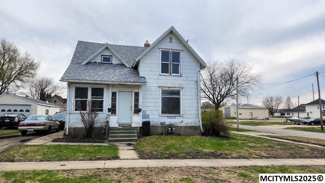 231-233 8th SE Mason City IA 50401