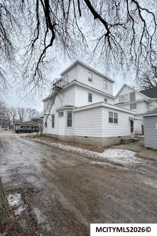 512 N Pennsylvania Mason City IA 50401