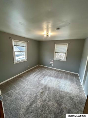 512 N Pennsylvania Mason City IA 50401