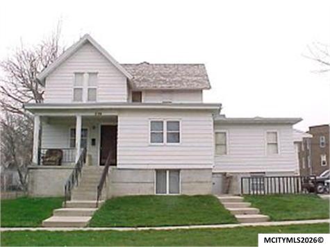 220 3rd NW Mason City IA 50401