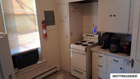 220 3rd NW Mason City IA 50401