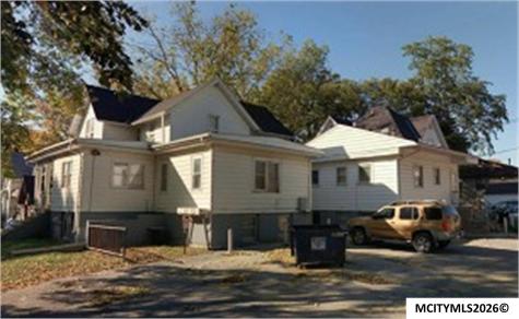 220 3rd NW Mason City IA 50401