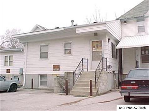 220 3rd NW Mason City IA 50401