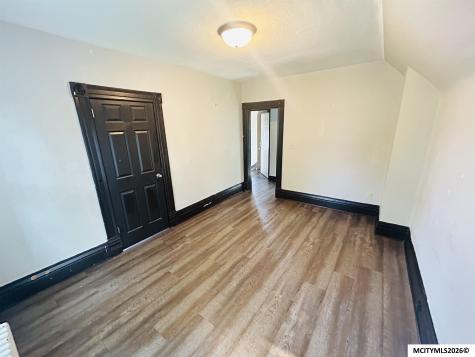 220 3rd NW Mason City IA 50401