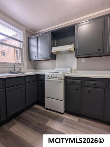 304 1st SW Mason City IA 50401