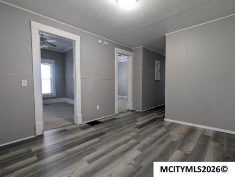 304 1st SW Mason City IA 50401