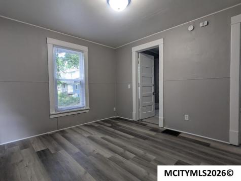 304 1st SW Mason City IA 50401