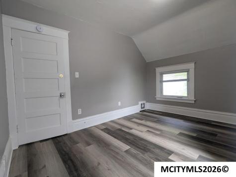 304 1st SW Mason City IA 50401
