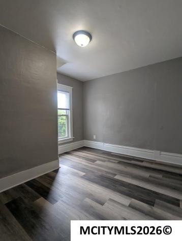 304 1st SW Mason City IA 50401