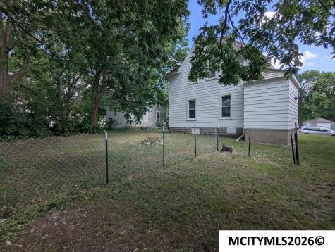 304 1st SW Mason City IA 50401