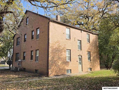321 East State Street Mason City IA 50401