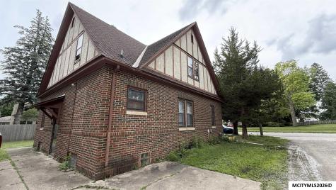 242 14th SE Mason City IA 50401