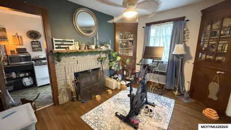 18 Linden Drive Mason City IA 50401