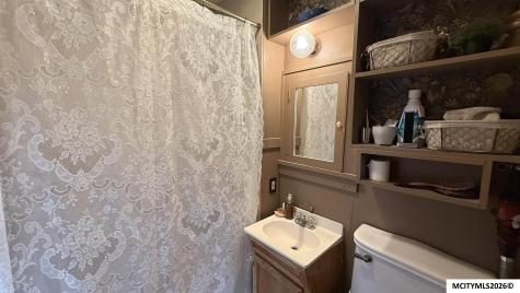 18 Linden Drive Mason City IA 50401