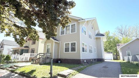321 3rd NW Mason City IA 50401