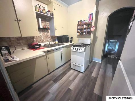 321 3rd NW Mason City IA 50401