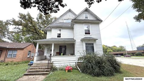 309 E State Mason City IA 50401