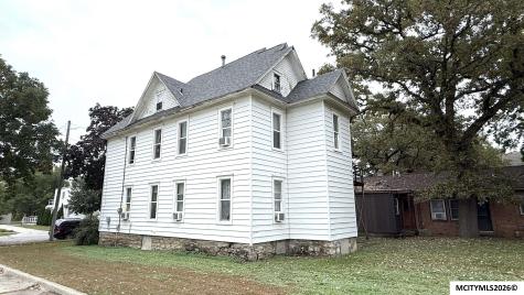 309 E State Mason City IA 50401