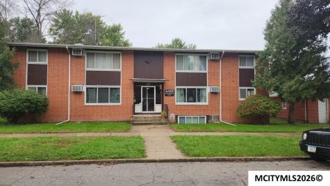 407 5th NW Mason City IA 50401