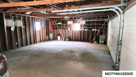 407 5th NW Mason City IA 50401