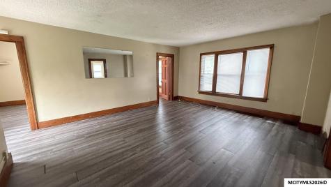 402 7th SE Mason City IA 50401