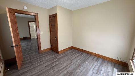 402 7th SE Mason City IA 50401