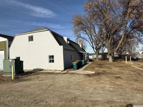 113 1st Avenue E Thompson IA 50478