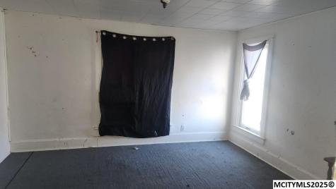 521 N Delaware Mason City IA 50401