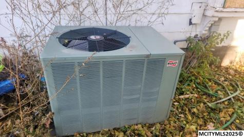 521 N Delaware Mason City IA 50401