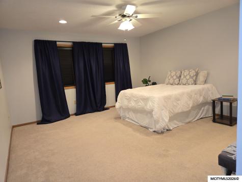 1110 15th SE Mason City IA 50401