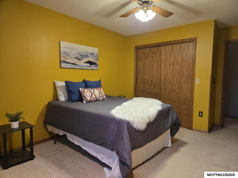 1110 15th SE Mason City IA 50401