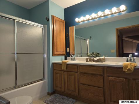 1110 15th SE Mason City IA 50401