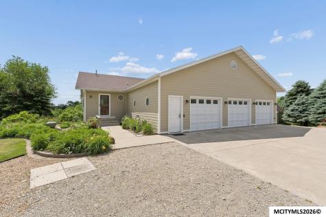 4055 A 235th Street Clear Lake IA 50428
