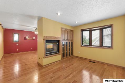 4055 A 235th Street Clear Lake IA 50428