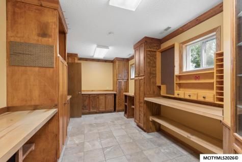 4055 A 235th Street Clear Lake IA 50428