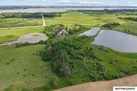 4055 A 235th Street Clear Lake IA 50428