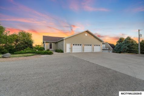 4055 A 235th Street Clear Lake IA 50428