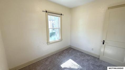 912 15th NE Mason City IA 50401