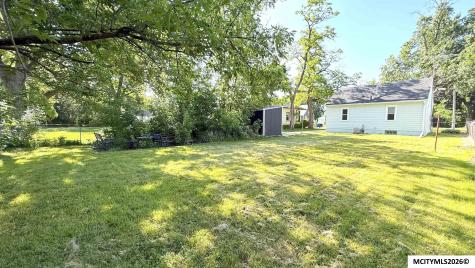 912 15th NE Mason City IA 50401