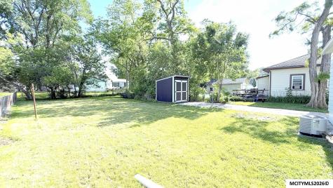 912 15th NE Mason City IA 50401