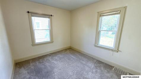 912 15th NE Mason City IA 50401