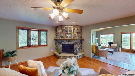 4055a 235th Street Clear Lake IA 50428