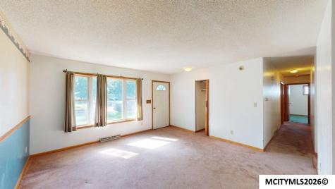 606 J Street Charles City IA 50616