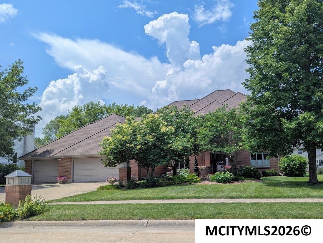 2 Deer Creek Court Mason City IA 50401