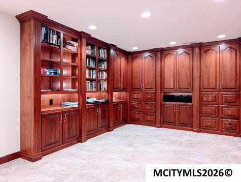 2 Deer Creek Court Mason City IA 50401
